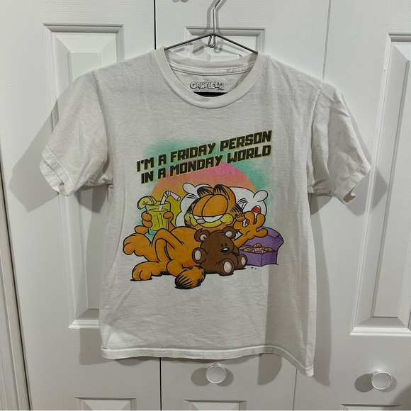 Other - Garfield I’m a Friday Person in a Monday World Shirt